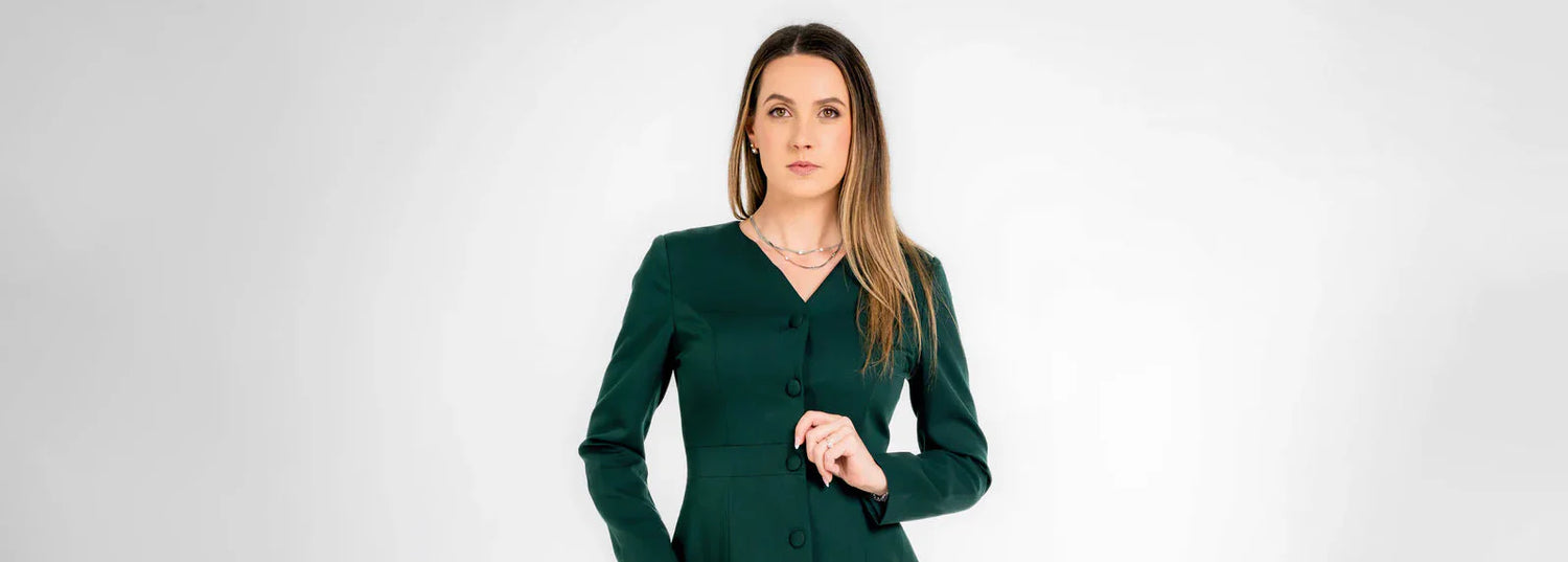 How to Shop for Women's Corporate Clothing Online With Confidence?